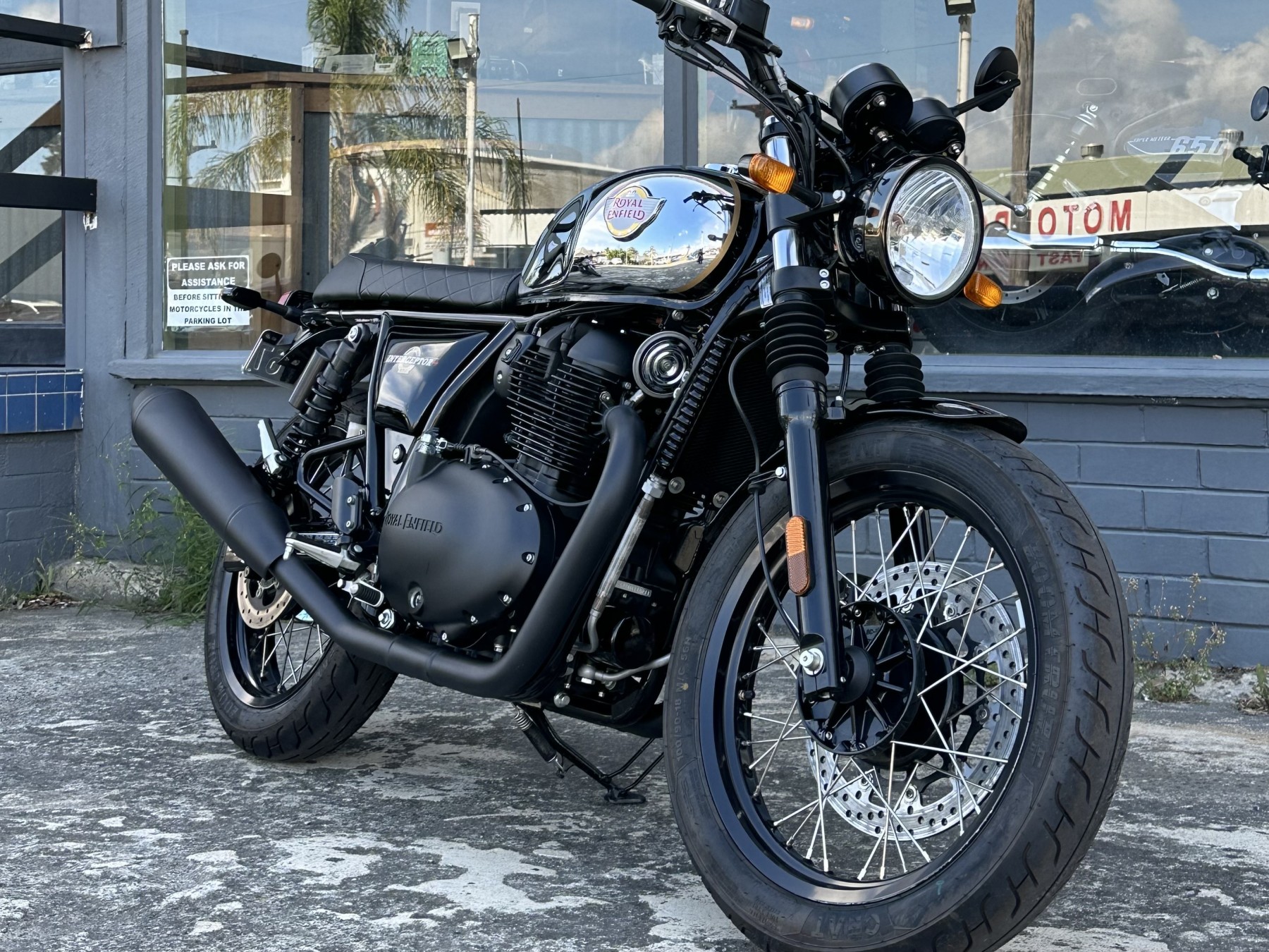 Interceptor 650 black engine deals