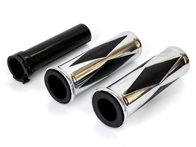 Diamond Style Handgrips - Chrome. Fits H-D with Throttle Cable. Black and chrome motorcycle handlebar grips with rubber inserts for revelry motorcycles.