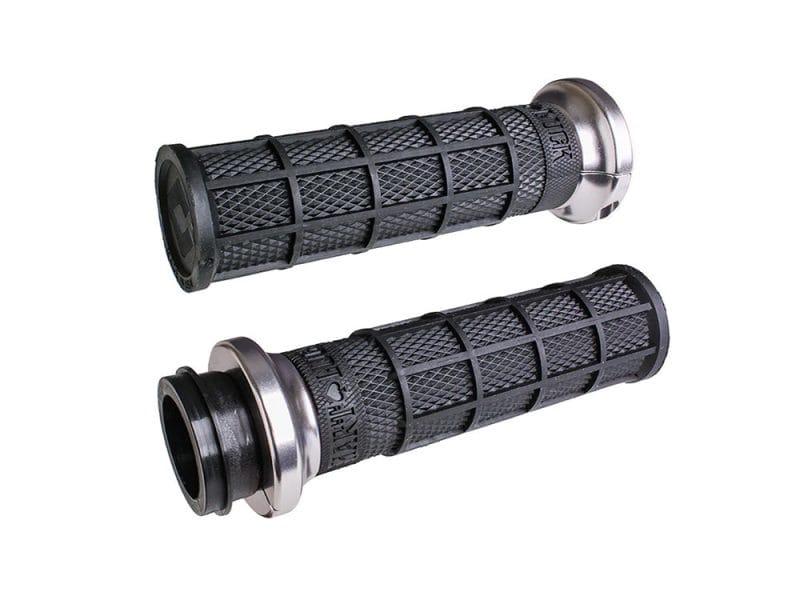 Hart-Luck Full Waffle Lock-On Handgrips - Silver. Fits Big Twin 2008-2024 with Throttle-by-Wire Rubber motorcycle handlebar grips with metal locking rings.