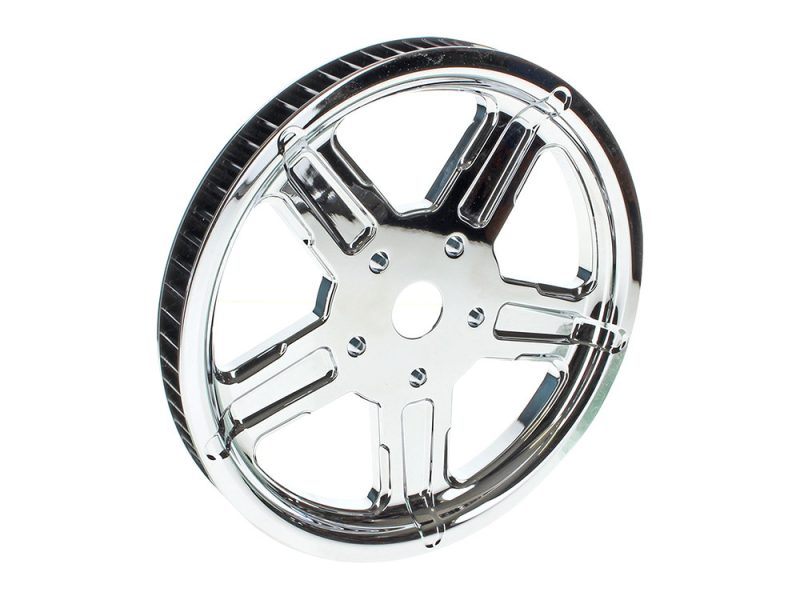 Shiny chrome motorcycle wheel rim for Harley Davidson bikes, high-quality custom motorcycle parts.