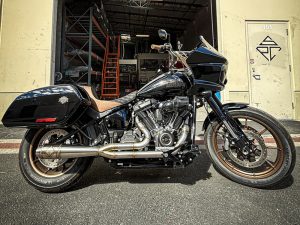 2-into-1 Elsinore Mid Length Exhaust With ProFlo Headers - Stainless Steel. Fits Softail 2018up Non-240 Rear Tyre Models