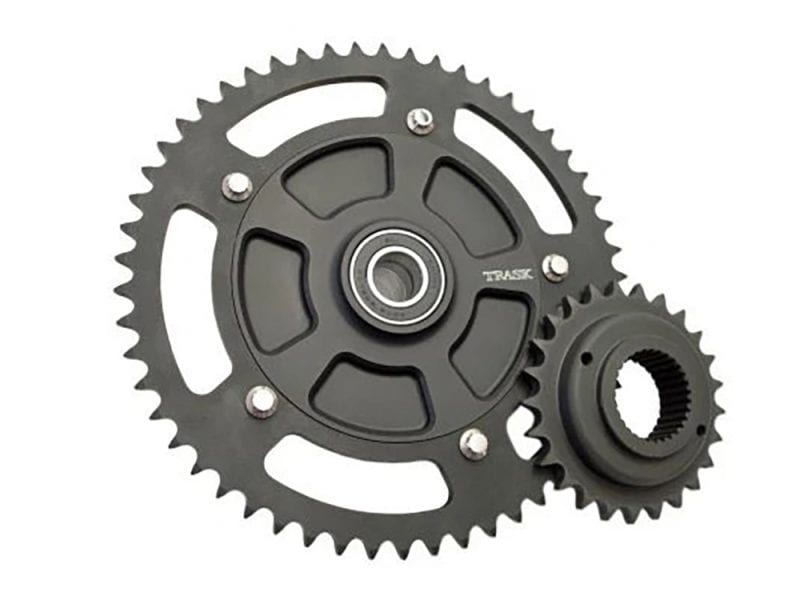 FLH Cush Drive Chain Conversion Kit with 51 Teeth Sprocket. Fits Touring 2009up. High-performance motorcycle sprockets for smooth gear shifting and durability.